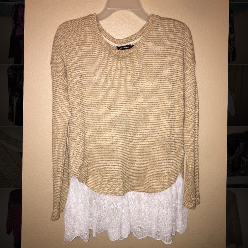 Blu pepper lace top!!